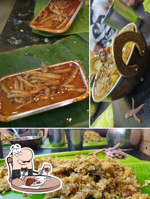 HOTEL SEKAR ( Restaurant ) serves meat dishes