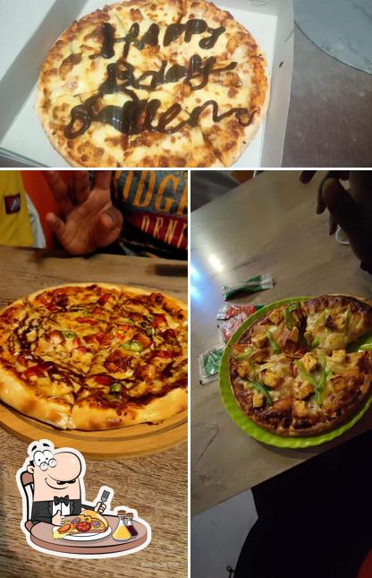 Order pizza at Mr.pizza