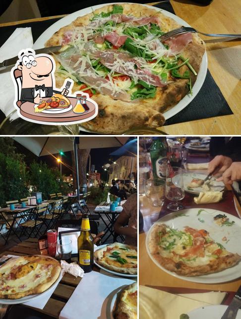 Ordina una pizza a Totò in Sicilia