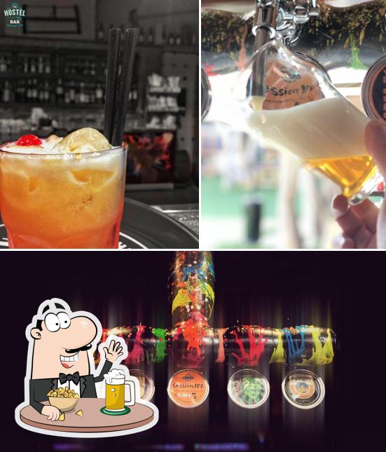 Puoi ordinare un rinfrescante bicchiere di birra chiara o scura