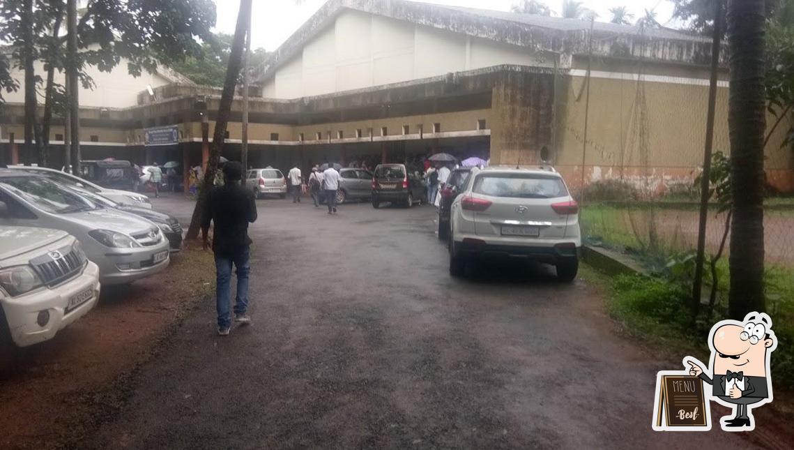 Here's a photo of Geethu's Hotel