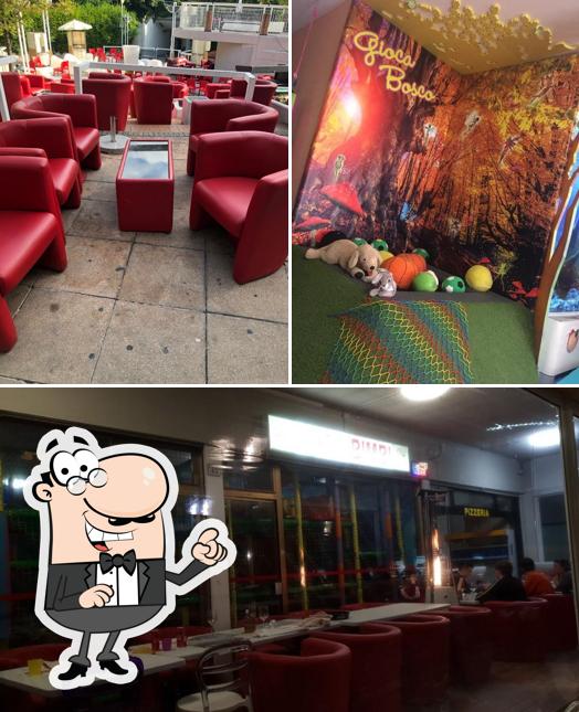 Siediti a un tavolo di Pizzeria Chic Park