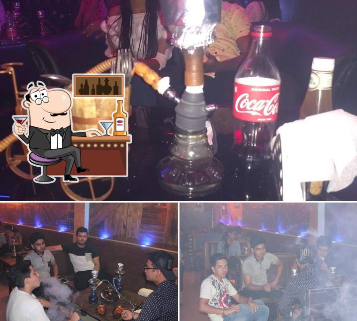 The picture of skyline Cafe & Lounge’s bar counter and beverage