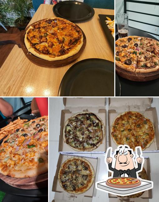 At FoodHut Pizza, you can get pizza