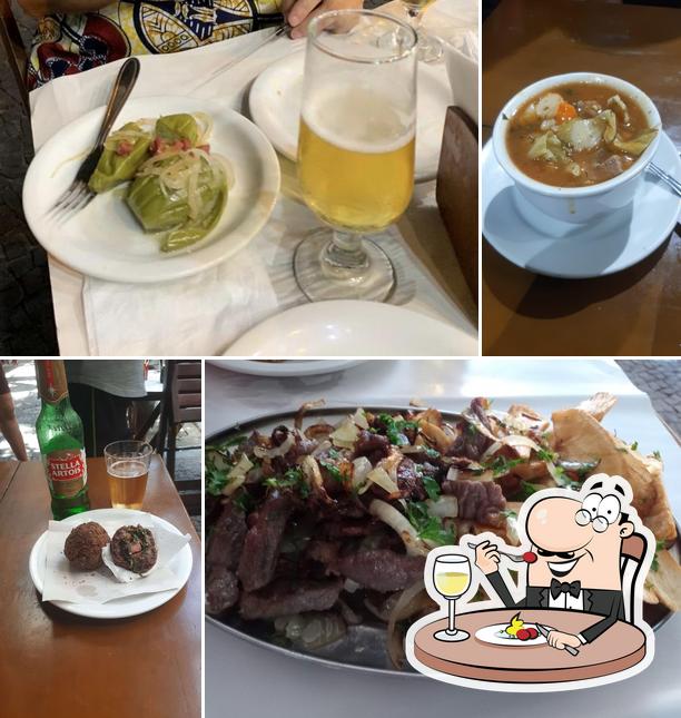 Comida em Maria Lôca Bar
