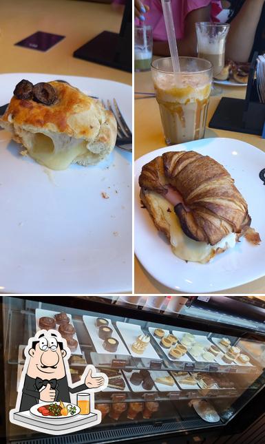 Comida em Quiero Café