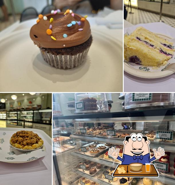 Food at Magnolia Bakery