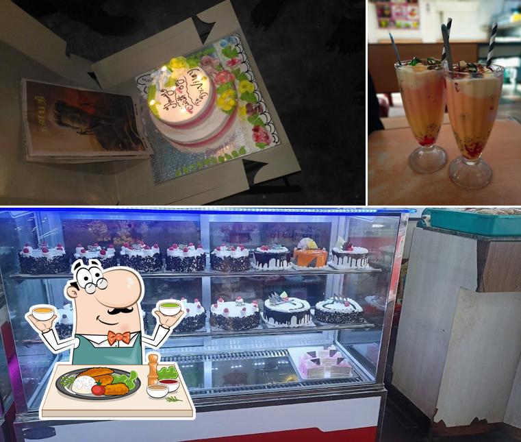 Food at Aathi Sweets & Bakery