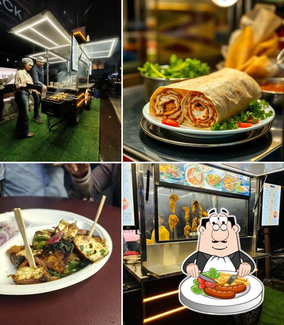 Food at PADOSIYAN DI BHATTI