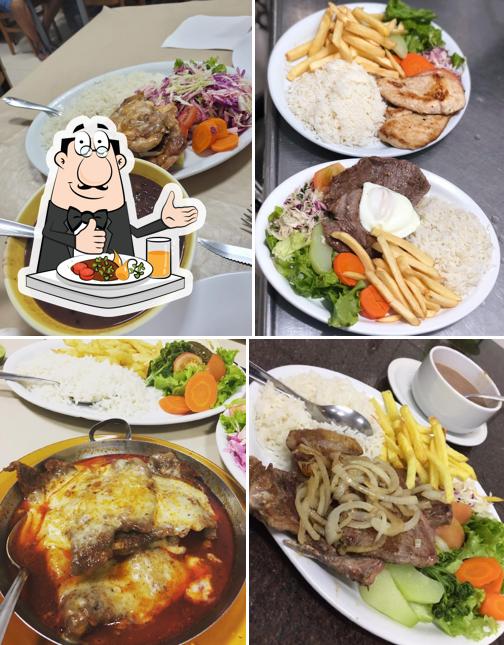Comida em Ernesto's Restaurante