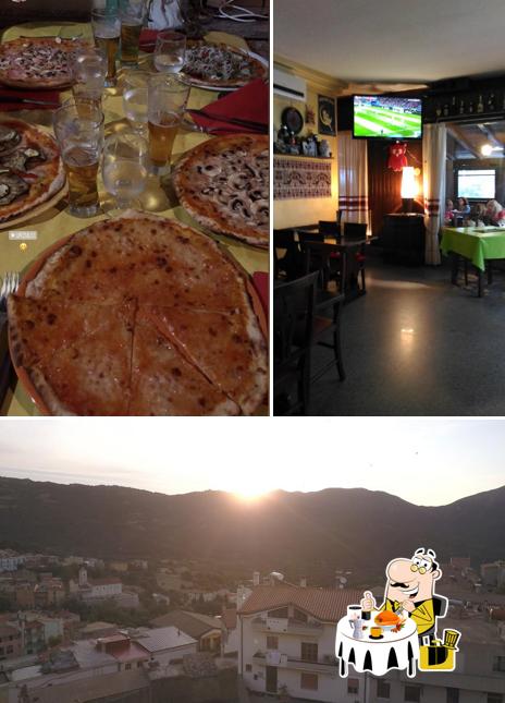 La immagine della cibo e esterno di Il Gufo