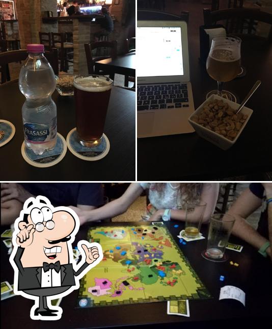 Gli interni di Beer Bang Macerata