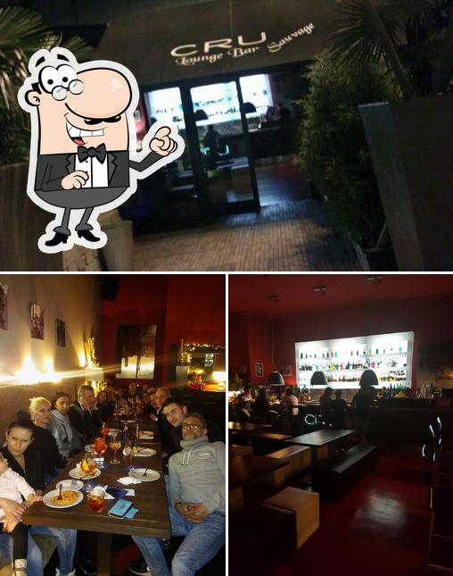 Gli interni di Cru Lounge