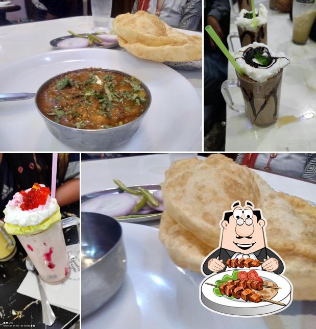 Chocolate mousse at Anand Bhoj