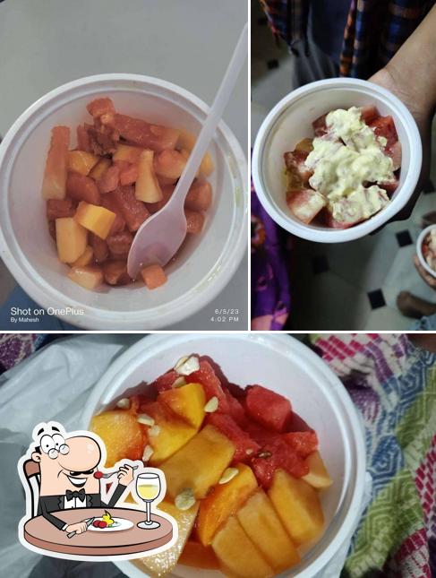 Food at Lassi Mart