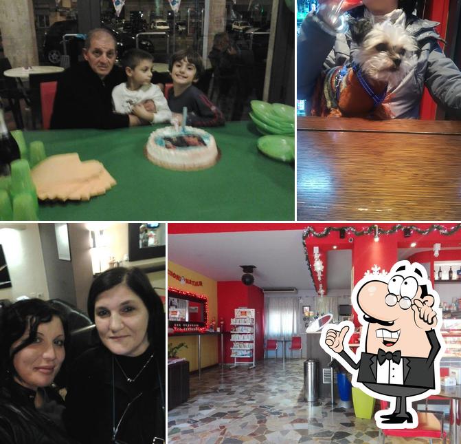 Dai un'occhiata agli interni di Bar Atlantic
