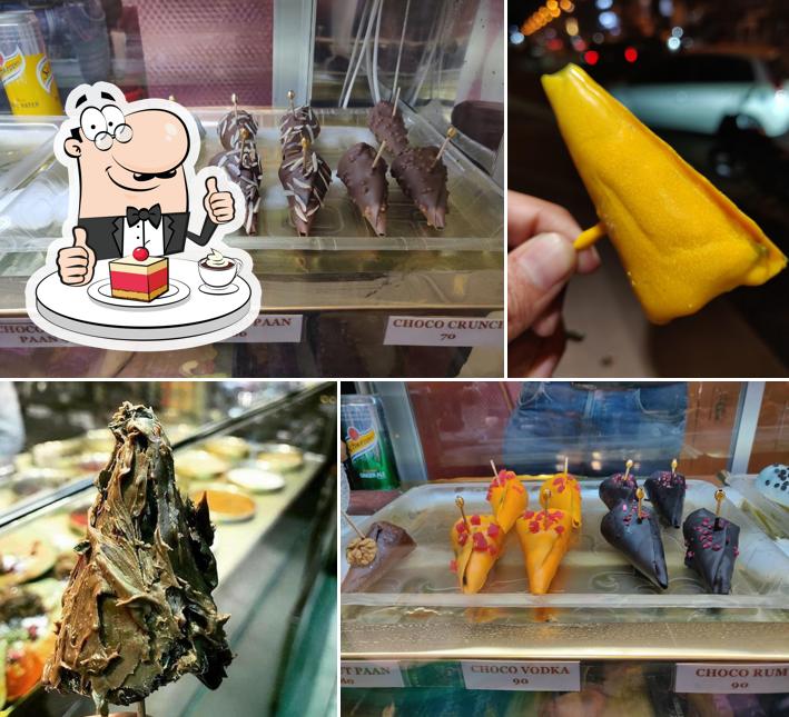 Paan Singh D-Park Rohtak offers a number of sweet dishes