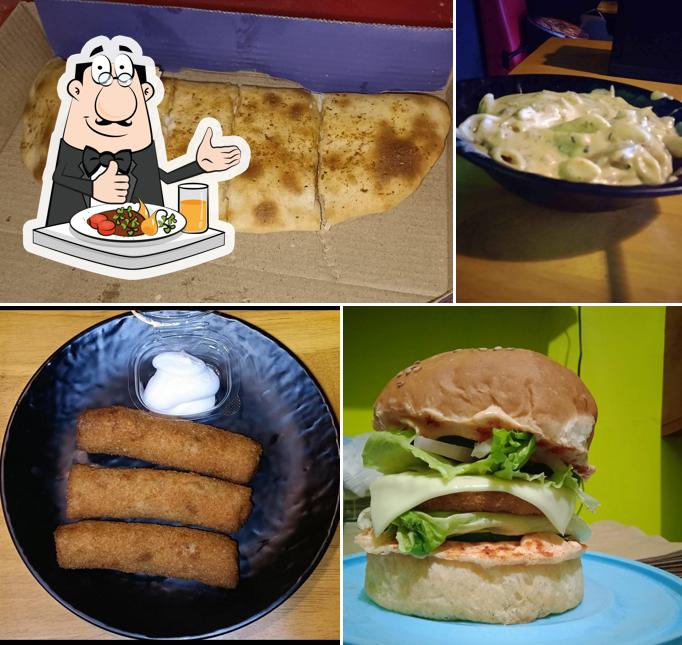 Food at Pizza Time