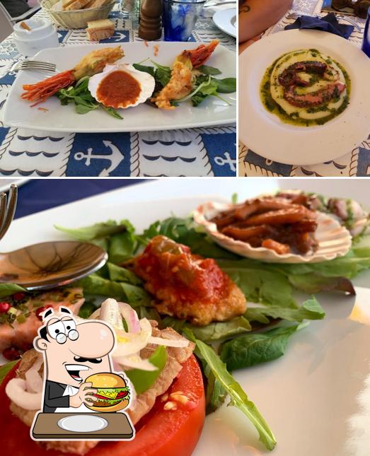 Ordina un hamburger a Ristorante di pesce La Bussola Portoferraio ISOLA D'ELBA - Ristorante con specialità di pesce Portoferraio - Pesce fresco
