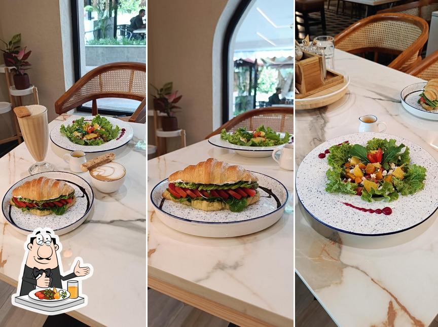 Meals at Roastea - Curated Coffee And Tea Artisans