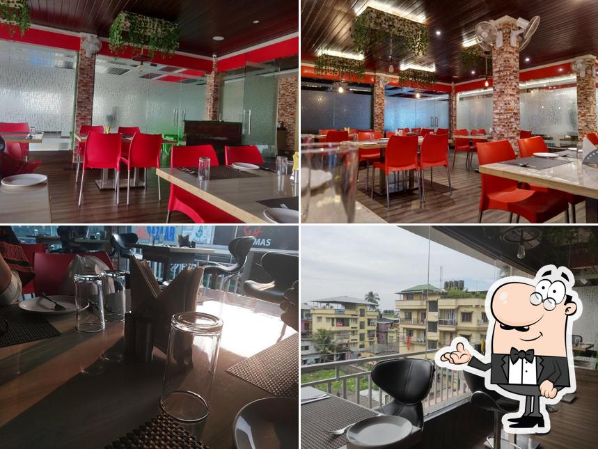 Check out how Hungry spoon looks inside