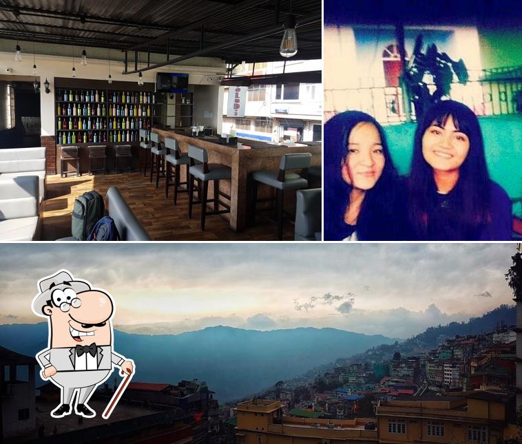 Check out how Berludi Restaurent looks outside