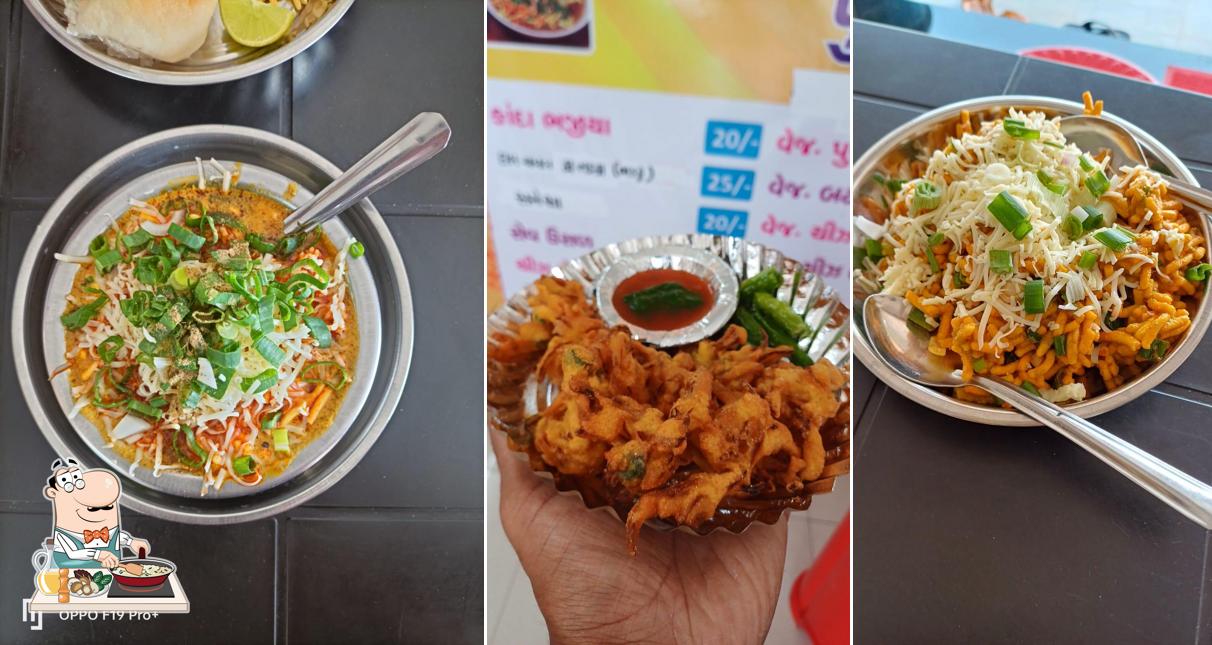Fried rice at Om Sai Sev Usal, Pulav & Bhajiya