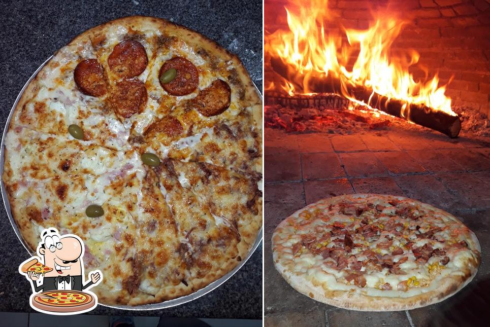 Peça diferentes variedades de pizza