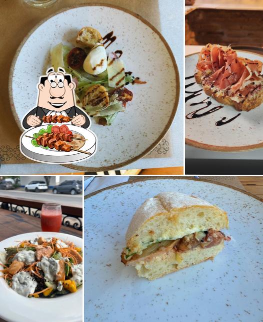 Comida em A Casa Salu