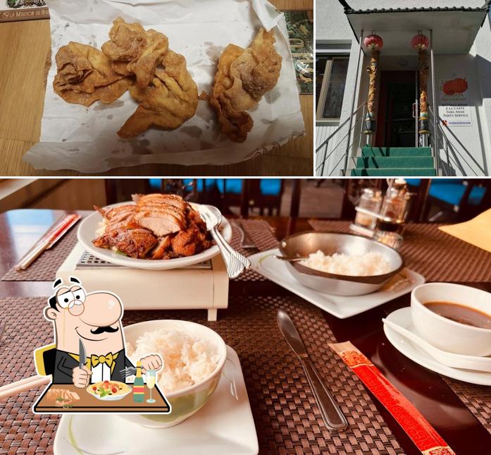 Tra le diverse cose da Chen si possono trovare la cibo e esterno