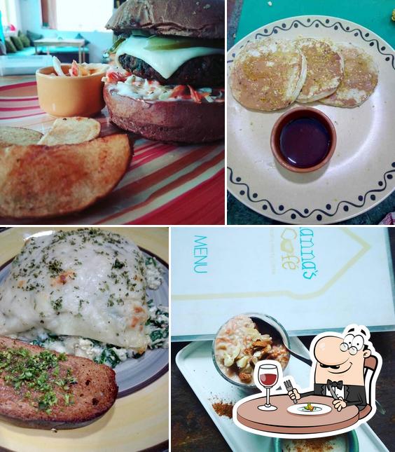 Food at Nanna's Cafe