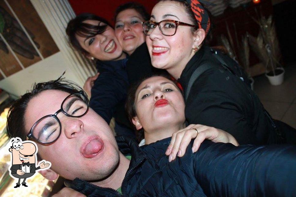 Vedi la immagine di BAR M.C.2 Castelvetrano