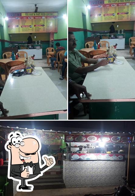 Look at this picture of Jyothi Veg Fast Food Center