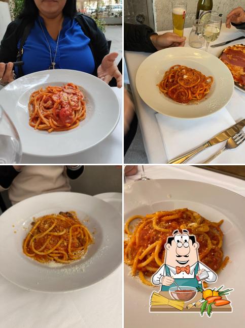 Spaghetti alla bolognese al Ristorante Pizzeria da Michele