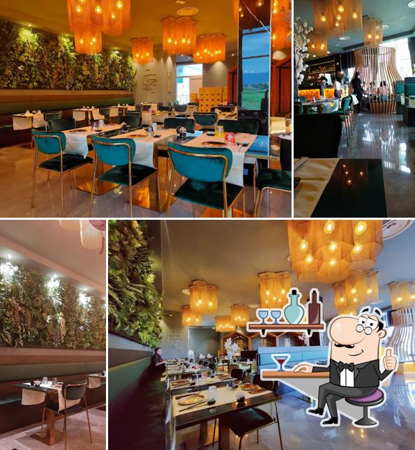 Siediti a un tavolo di YiZhu Sushi Ristorante - Bonate Sopra