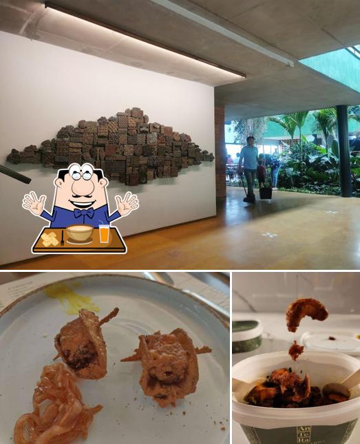 Meals at AnTeRa Courtyard