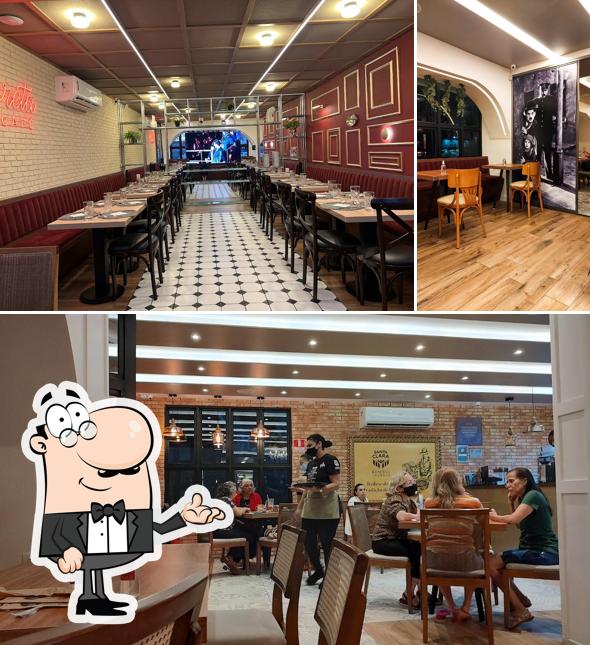 Veja imagens do interior do Greta Café