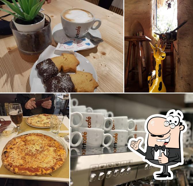 Ecco un'immagine di Ramon Café