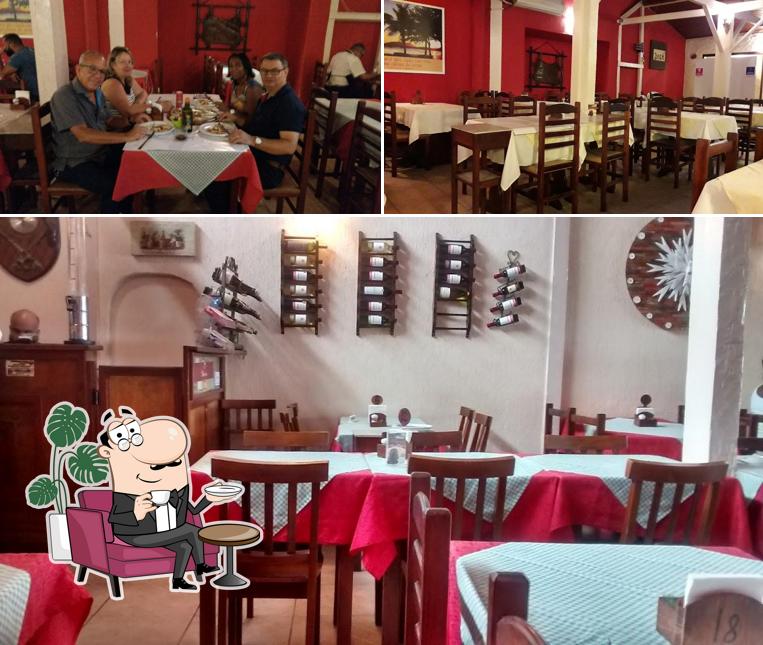 O interior do Restaurante Brasileirão