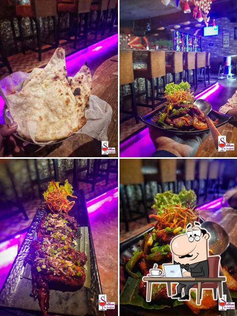 Check out how Club Barocks looks inside