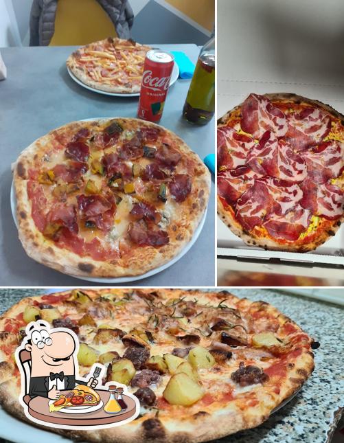 Ordina tra le molte varianti di pizza