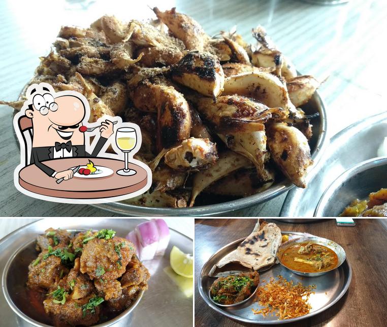 Food at Bhujbal Bandhu Hotel Apulki