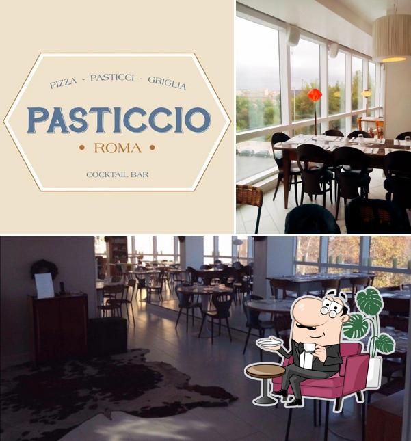 Dai un'occhiata agli interni di Pasticcio