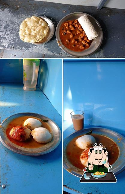 Food at Sivanand's Pettikada