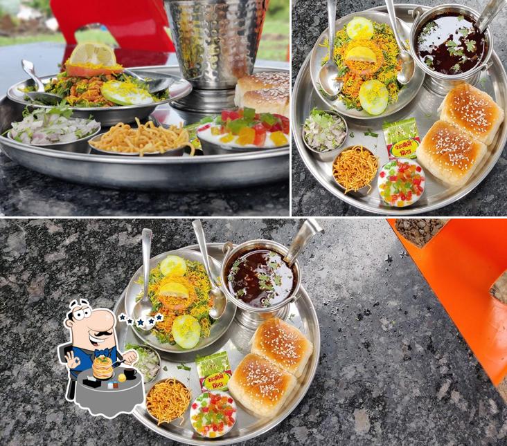 Food at Tukaimata special dahi misal