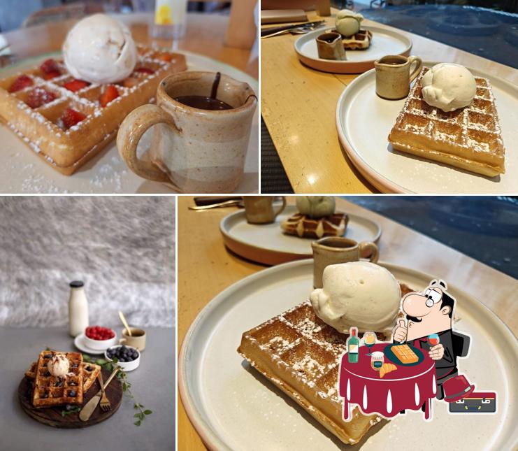 Waffles at Les Amis