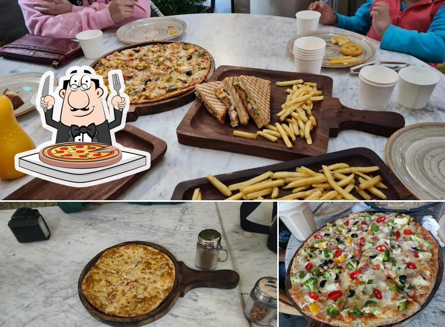 Get pizza at COFFEE CLUB