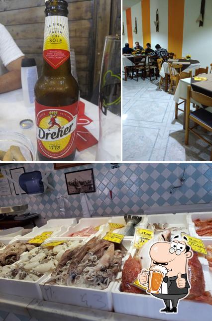 Puoi goderti un rinfrescante bicchiere di birra chiara o scura