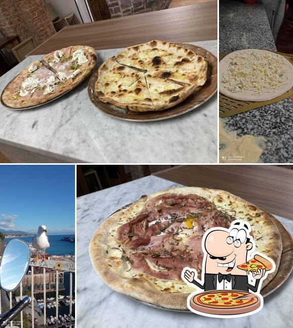 A Pizza Pazza di Proto Alessio, puoi provare una bella pizza