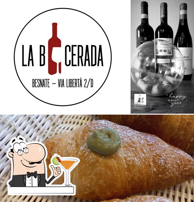 La foto della bevanda e cibo di la bicerada